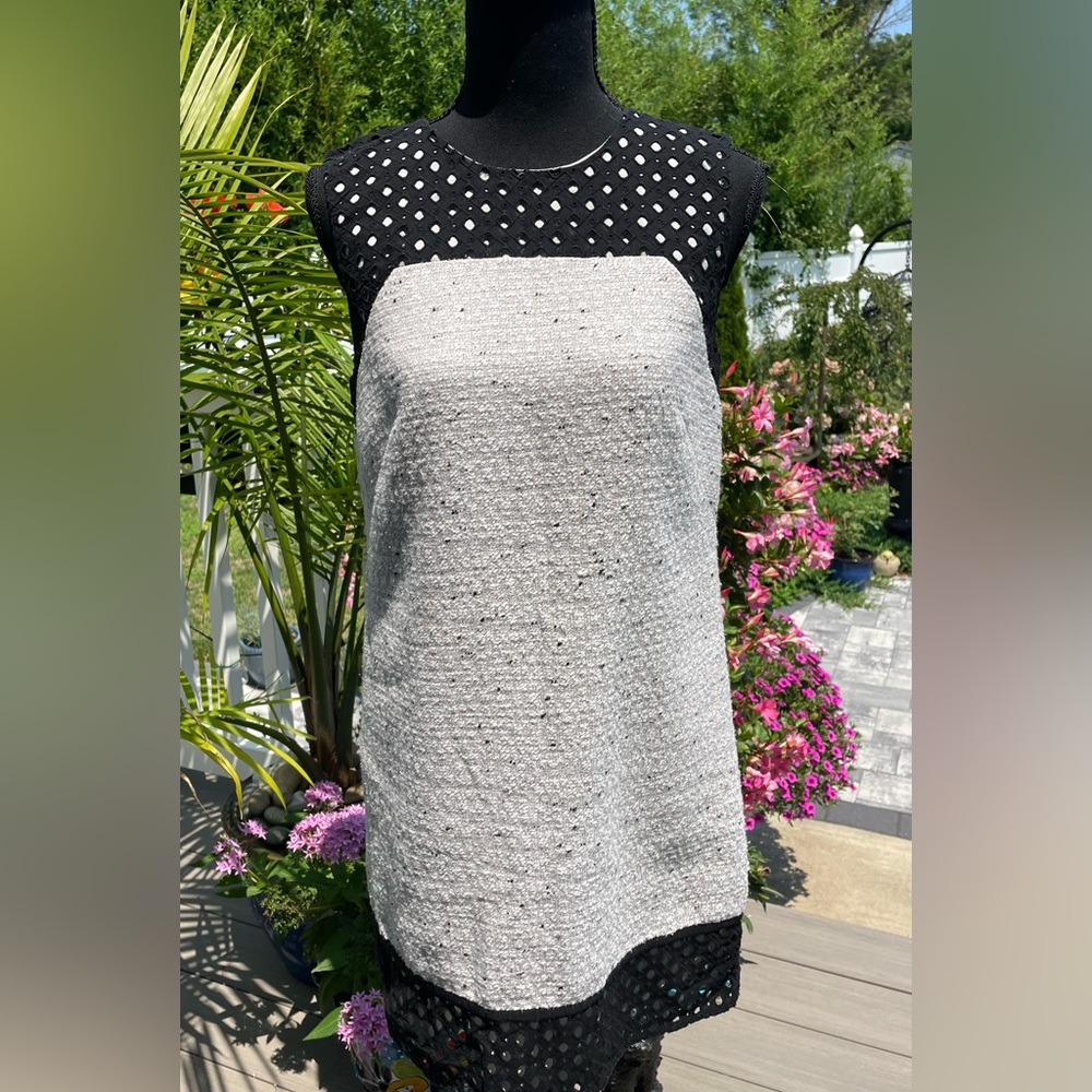Ann Taylor Women's Textured Sheath Dress Size 4